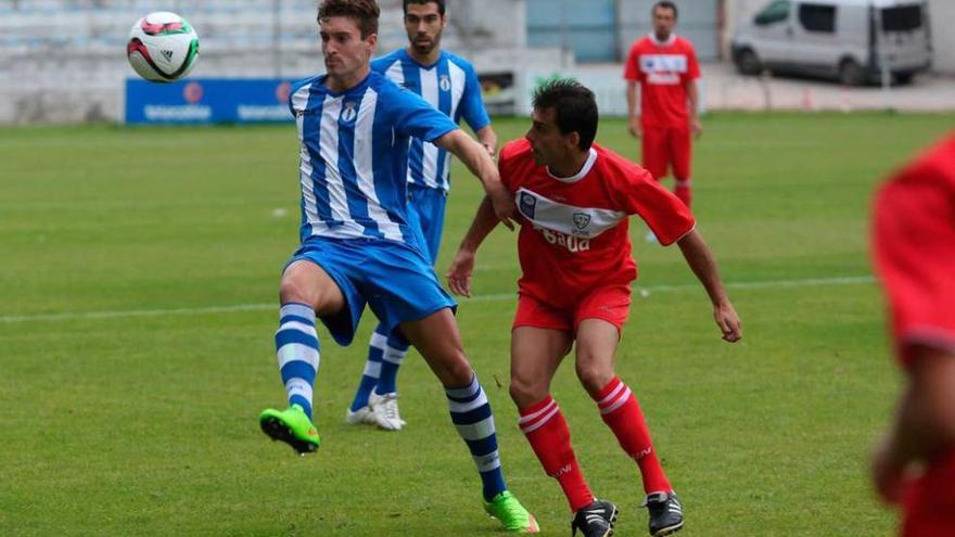 Luismi, en el partido de Copa Federación ante el Marino.