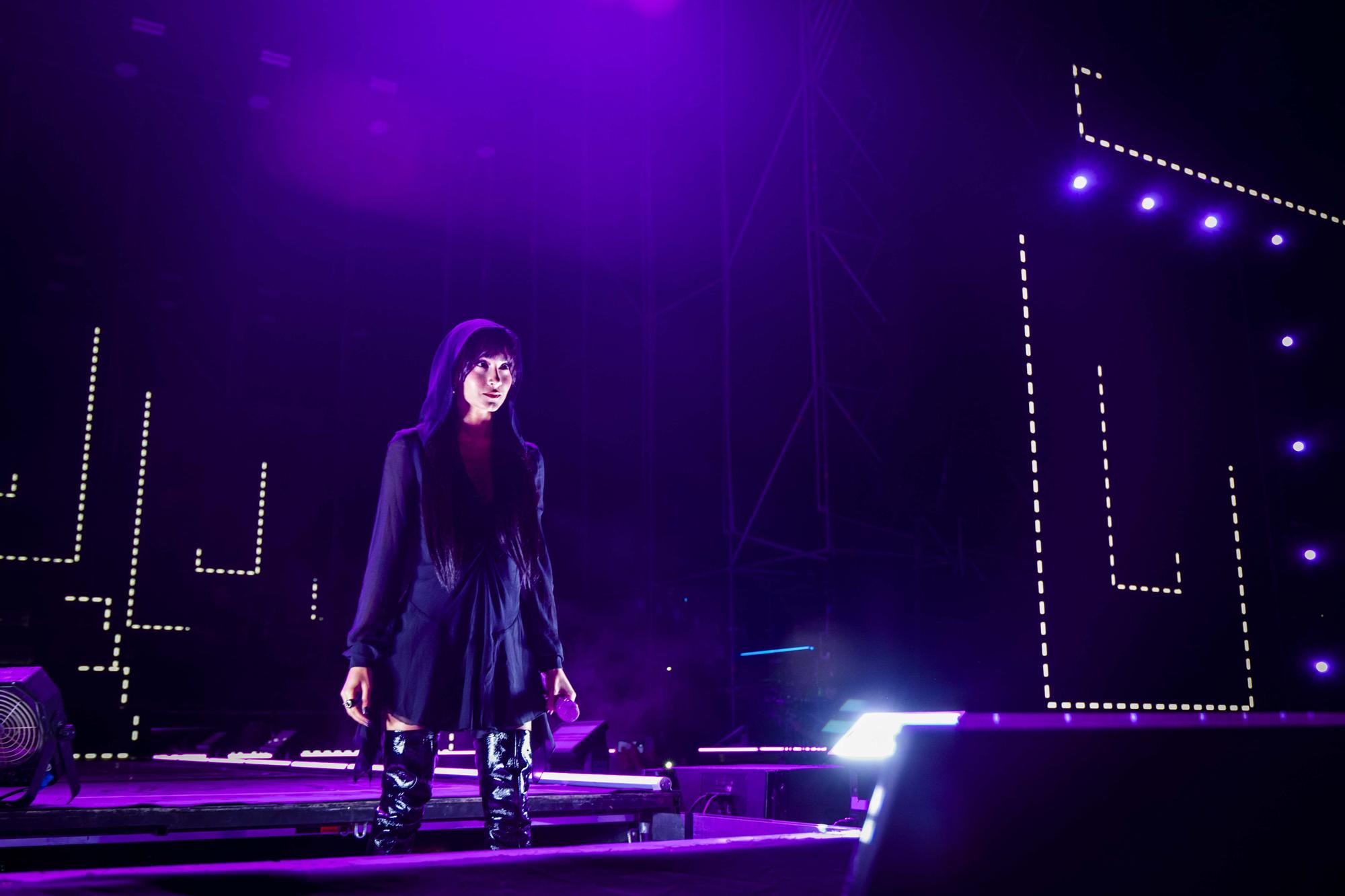 Aitana llena la plaza de toros de València