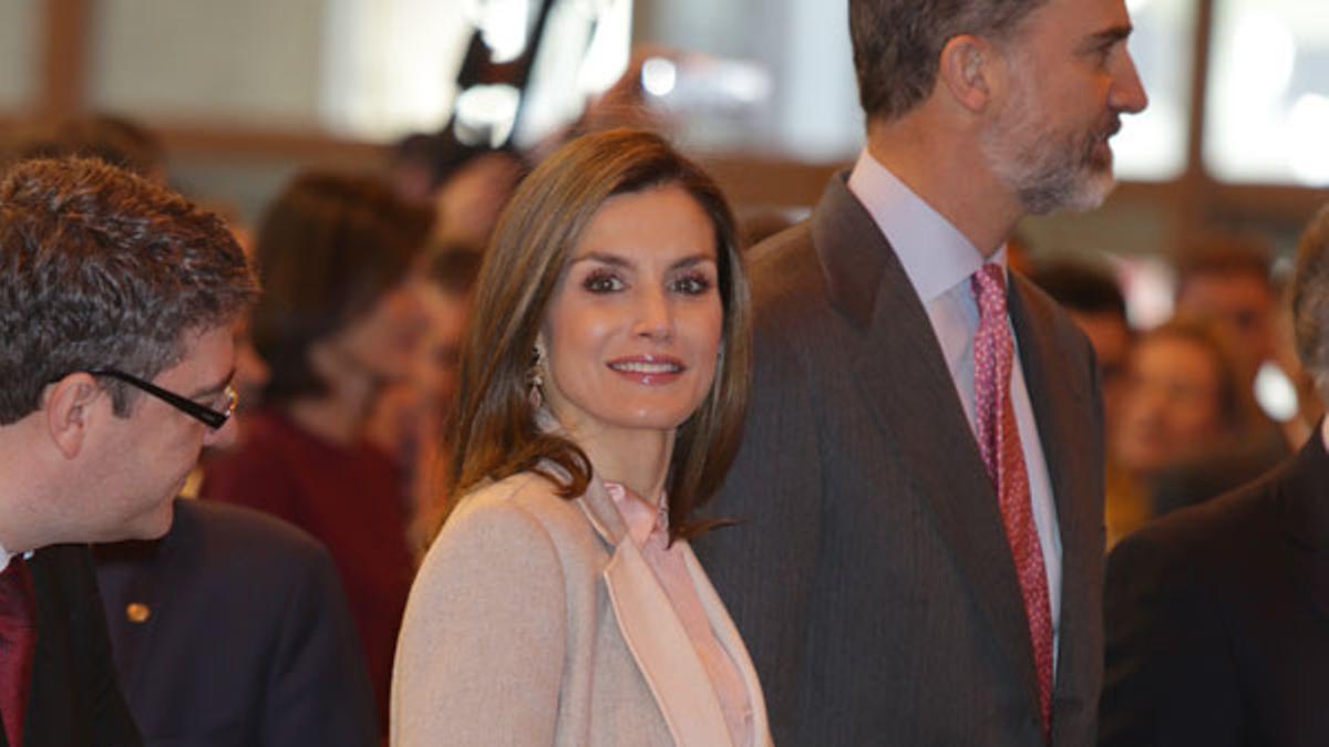 El abrigo de Hugo Boss de Letizia Ortiz