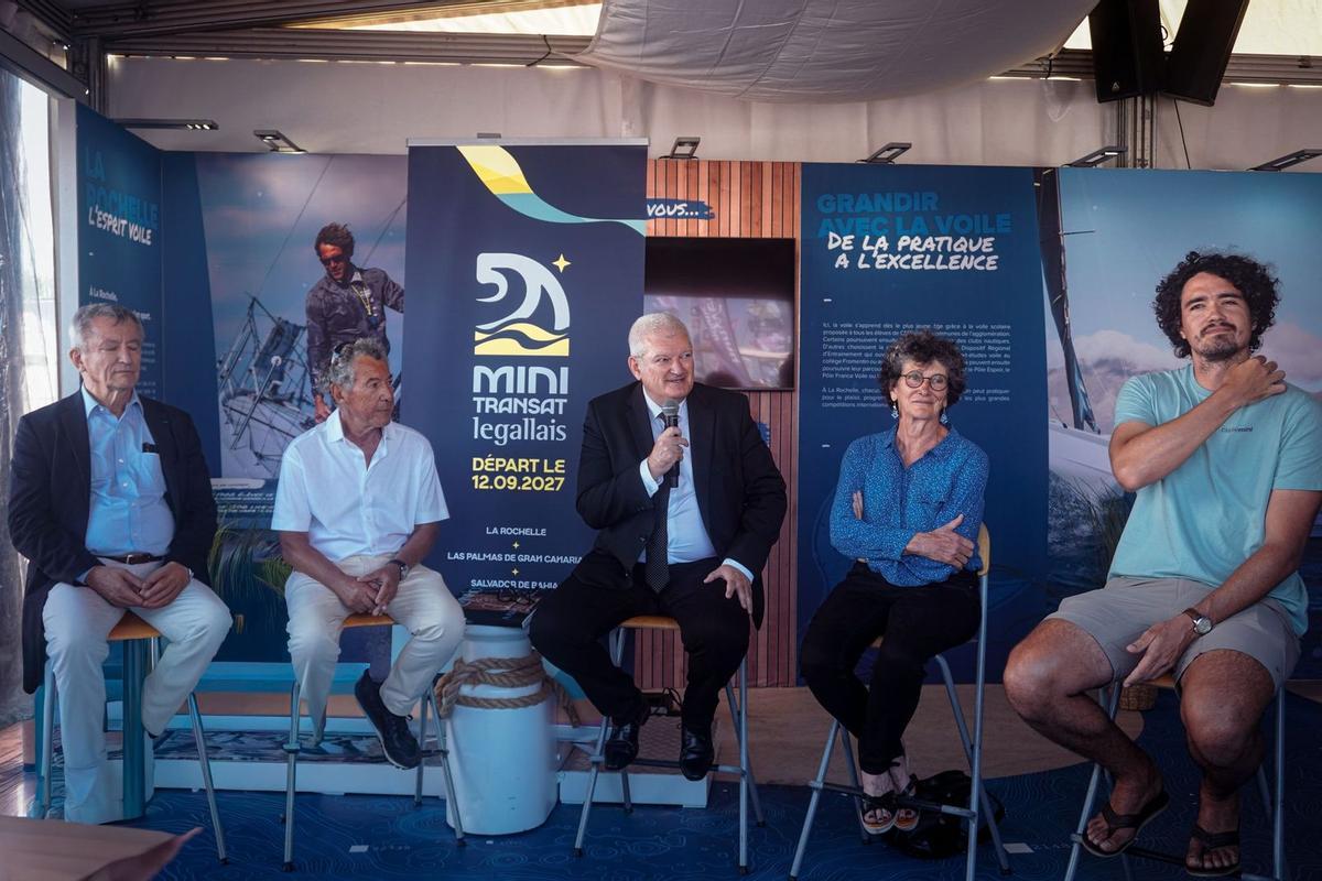 Representantes de Las Palmas de Gran Canaria, La Rochelle y Salvador de Bahía durante la presentación de la 50º edifición de la Minis Transat