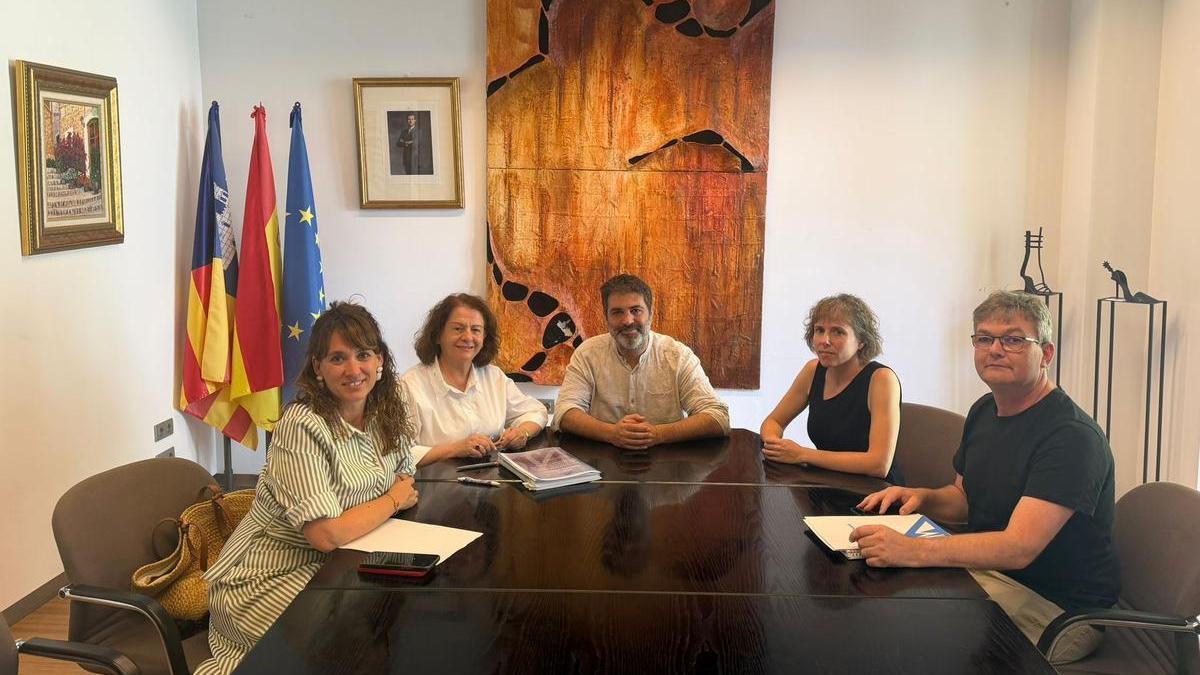 Presentación de la nueva concesionaria.