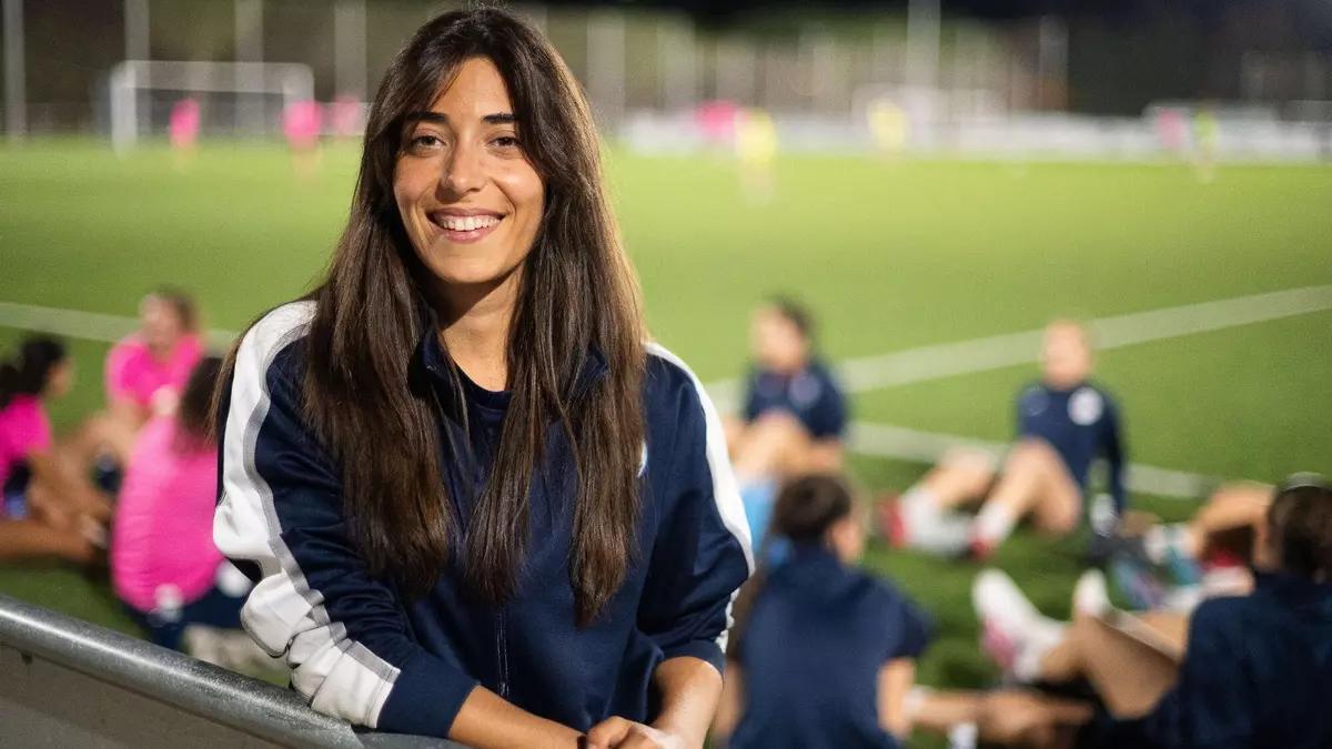 Julia Penella posa en un entrenamiento del Zaragoza CFF.