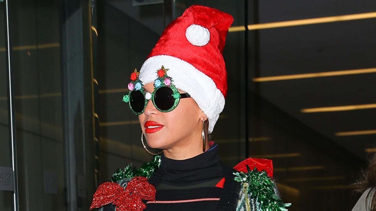 Beyoncé con look navideño