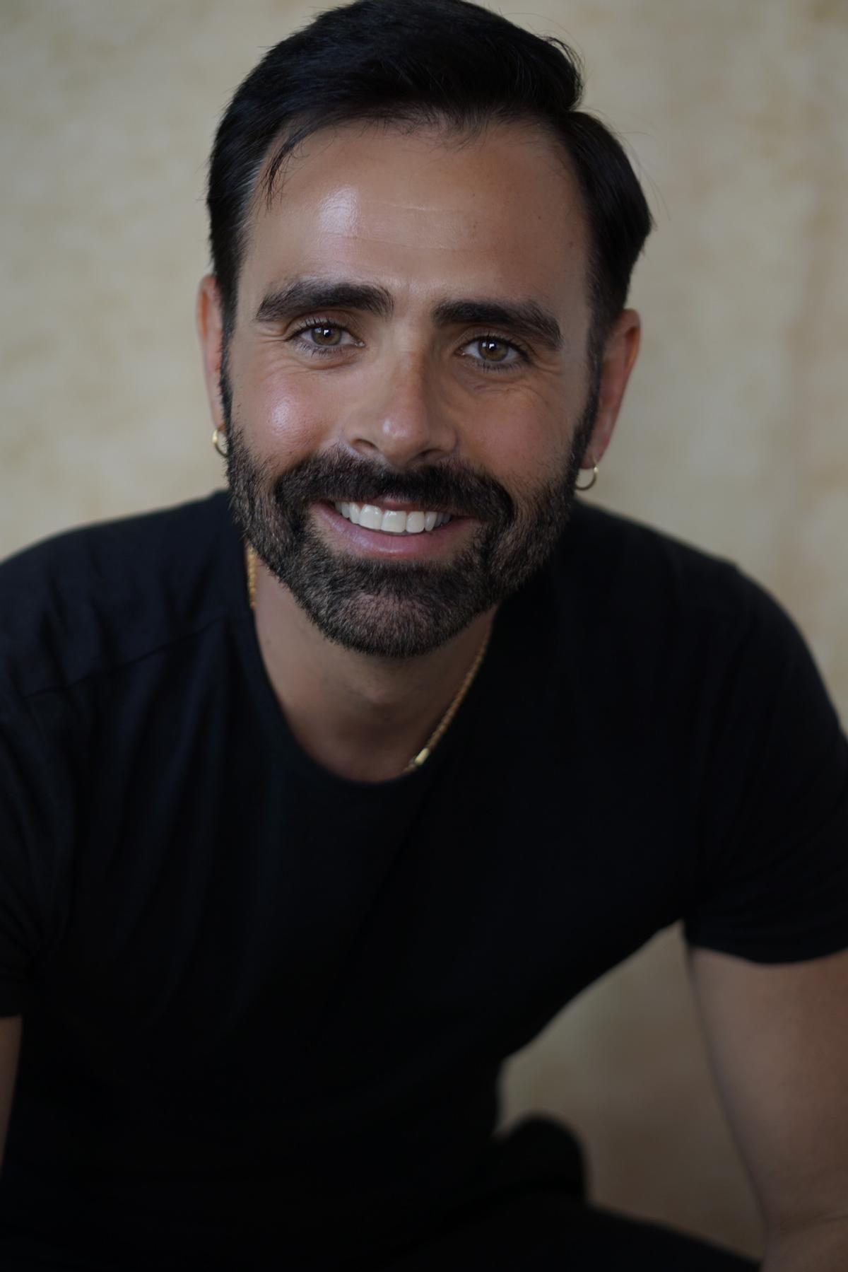 El director y guionista Sergio Checa