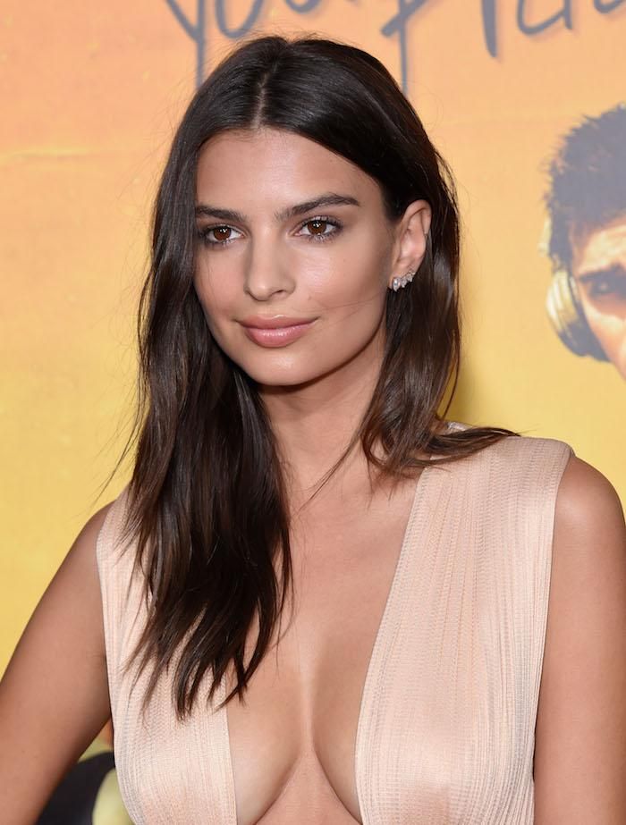 Emily Ratajkowski actua junto a Zac Efron