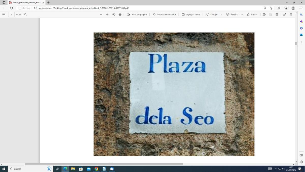 Placa de la Plaza de la Seo