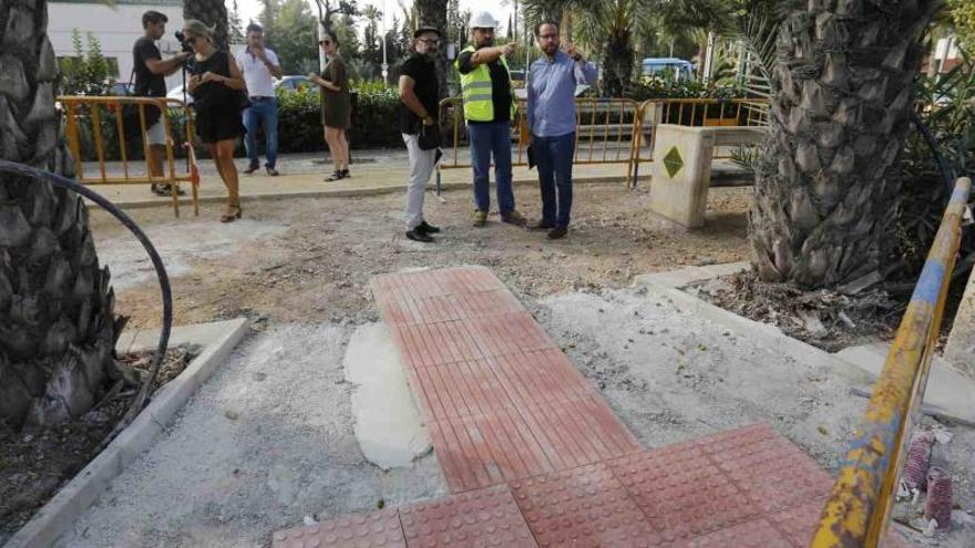 Obras para mejorar un punto conflictivo de tráfico a la salida del Conservatorio