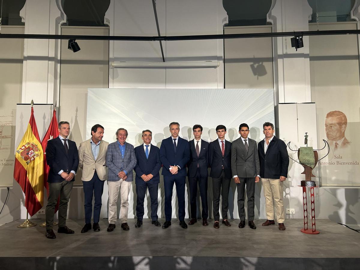 La Comunidad de Madrid celebra 25 festejos por 17 municipios de la región durante la VI edición de la Fiesta del Toro.