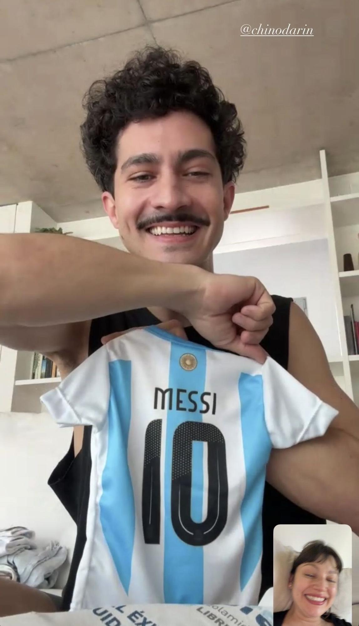 Chino Darín, ni 'los pibes', se olvidan de su hijo desde Argentina