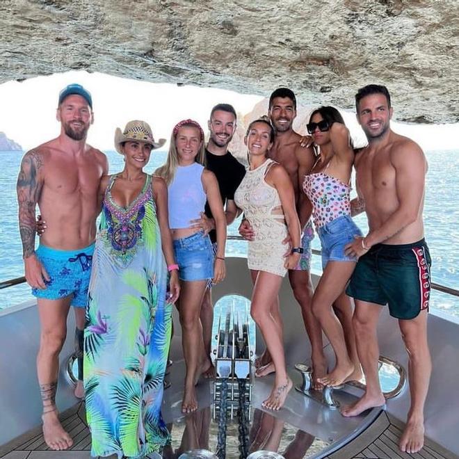 Las familias de Leo Messi, Luis Suárez y Cesc Fàbregas siguen disfrutando de las vacaciones juntas