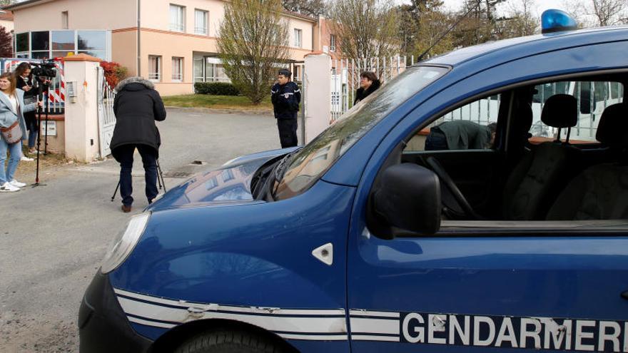 La Gendarmería evita un atentado en una escuela.