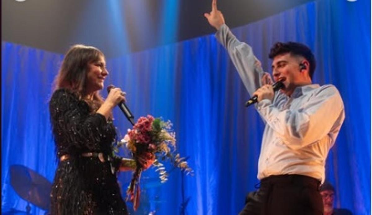Eva Amaral y Juanjo Bona en un momento de su actuación en Zaragoza.