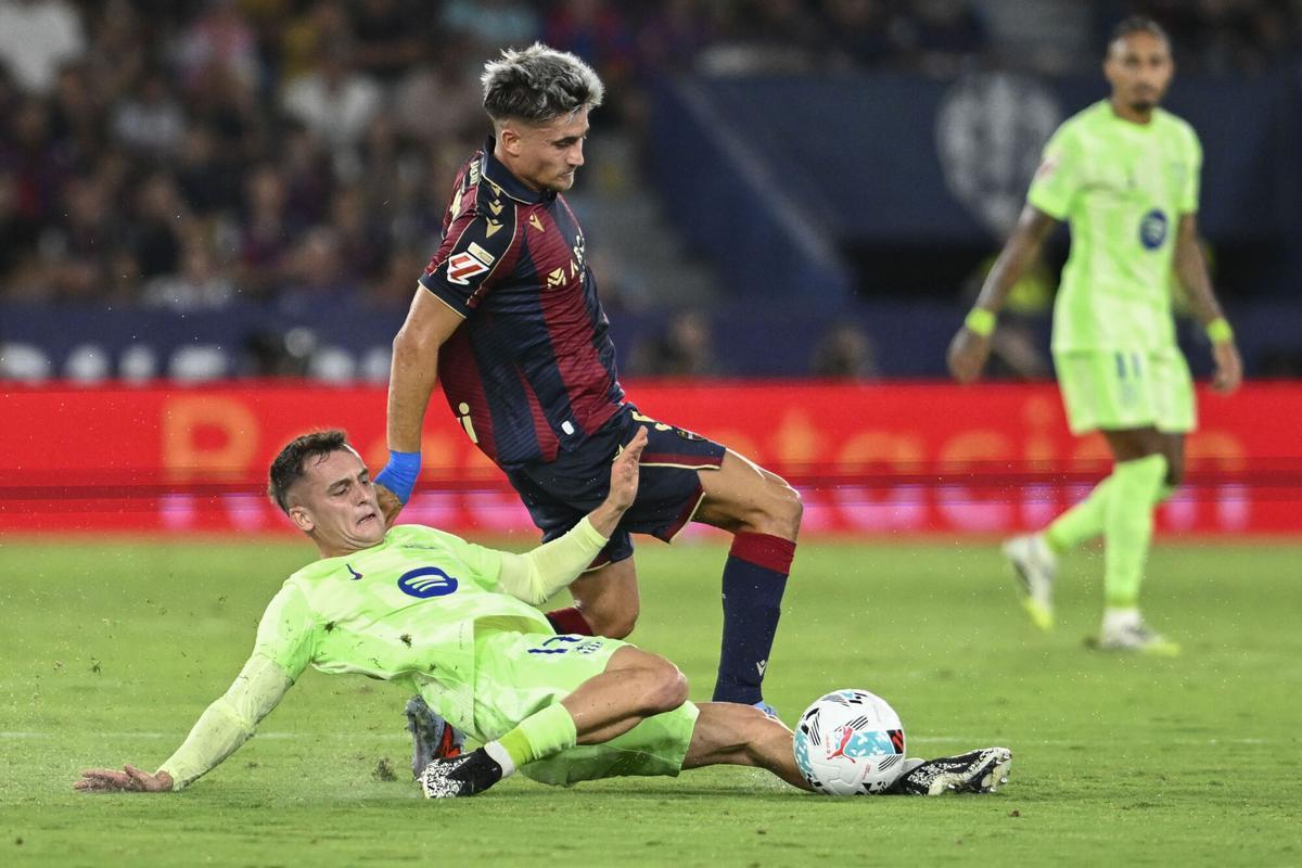 Marc Casadó en el partido ante el Levante.