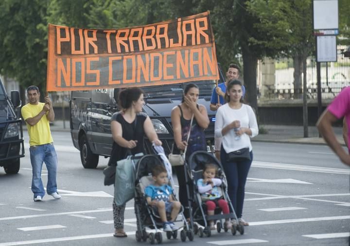 Percebeiros furtivos de O Portiño piden licencias