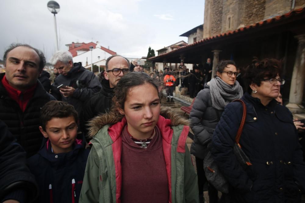 La celebración del Cristo del Socorro en Luanco.