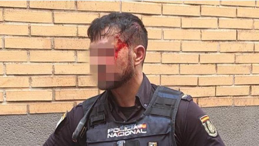 Las agresiones a guardias civiles y policías se duplican en diez años en la Región de Murcia
