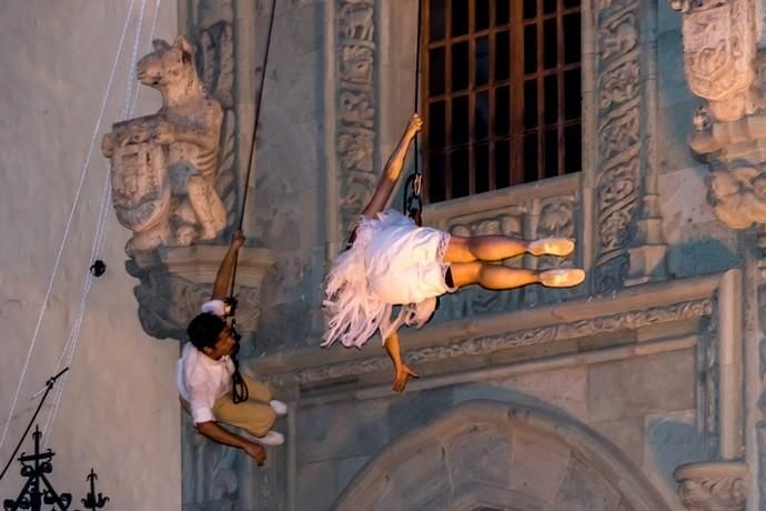 'Los Amantes del  Cielo', de Temudas Fest, en la Plaza del Pilar Nuevo