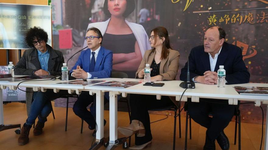 Miguel de Lucas, Juan Mayoral, Angélica Marcos y Manuel Matilla, en el Teatro Ramos Carrión.