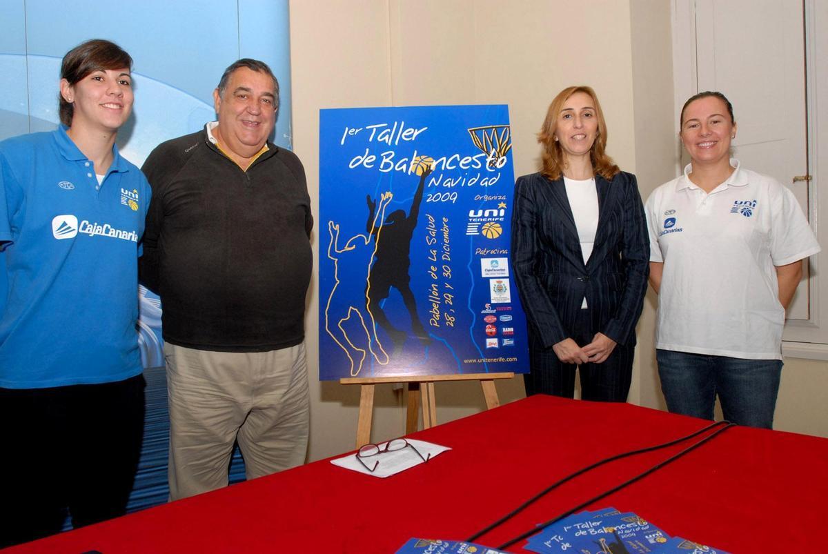 Valentín Santana, en la presentación de una de las actividades organizadas por el Uni Tenerife.