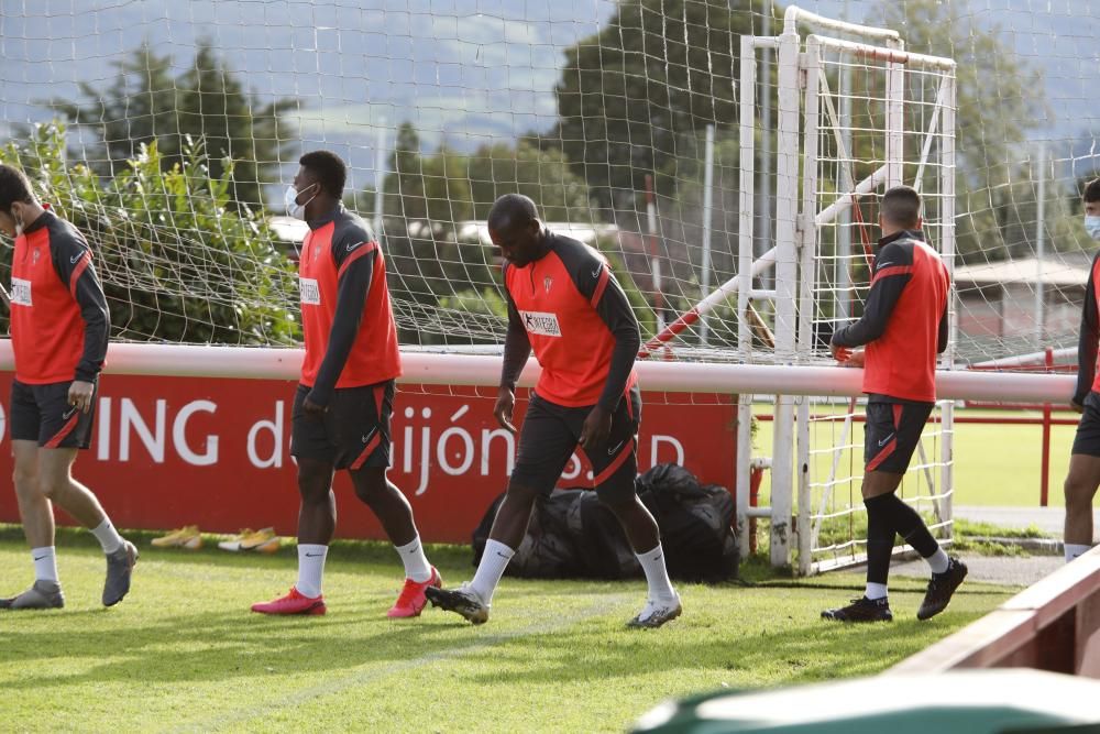 Entrenamiento del Sporting en Mareo.