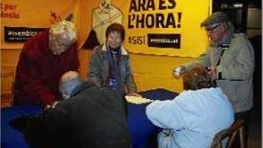 Un dels punts de recollida de firmes habilitats per l&#039;ANC.