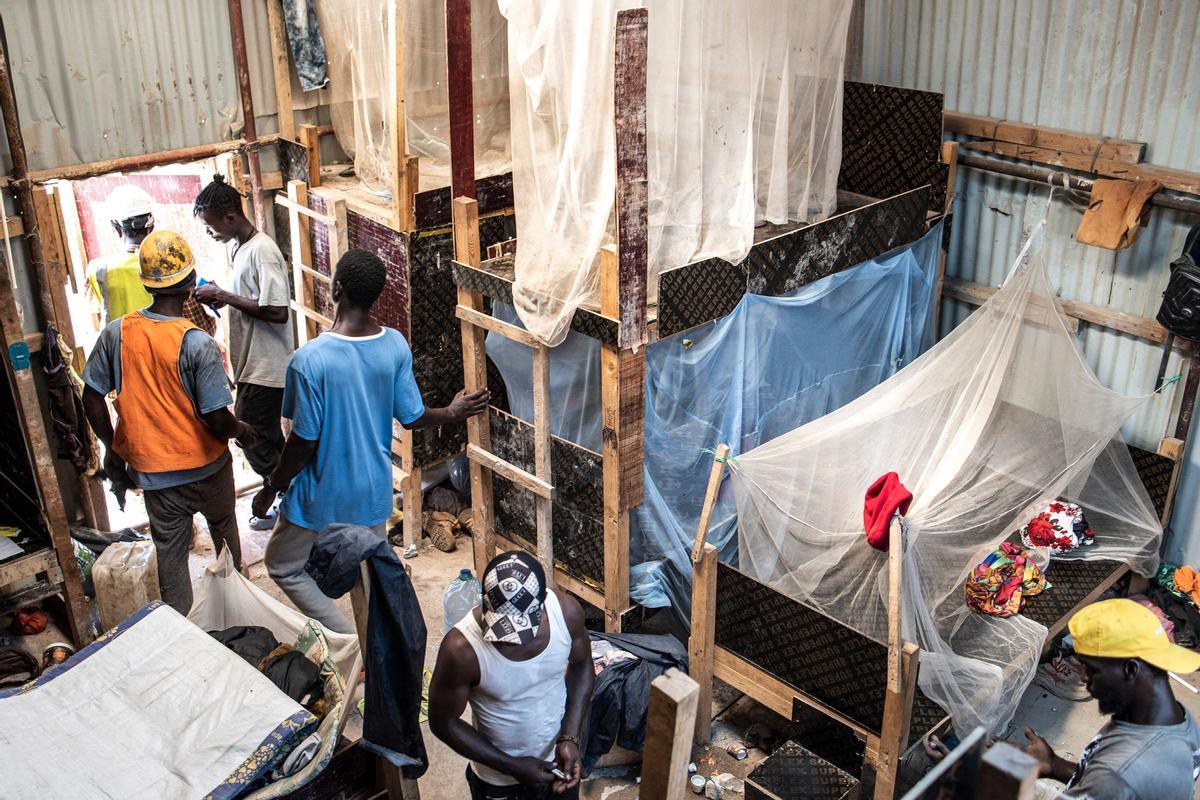 Estos son los trabajadores que construyen la nueva ciudad de Diamniadio (Senegal)