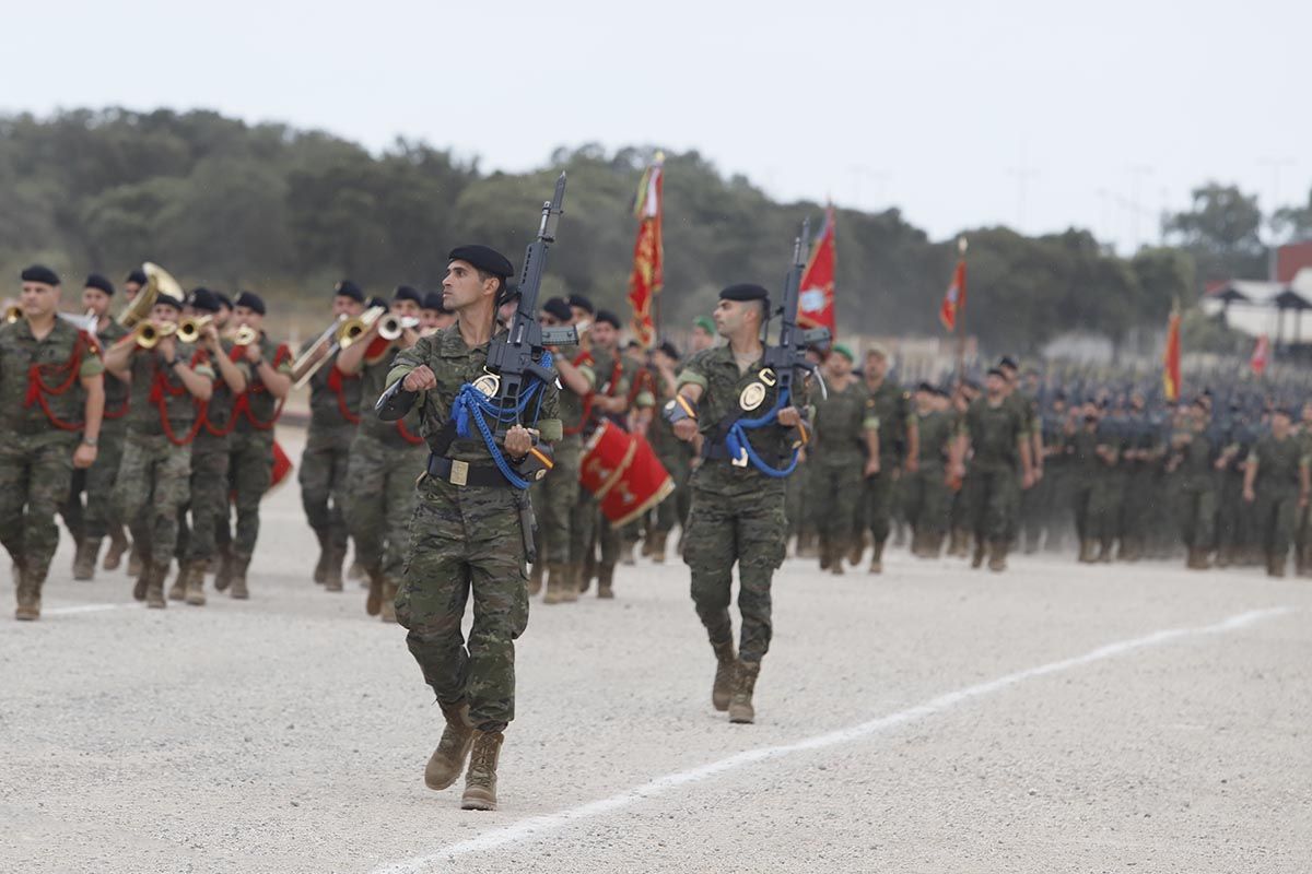 Despedida del contingente de la Brigada Guzmán el Bueno con misión en Letonia