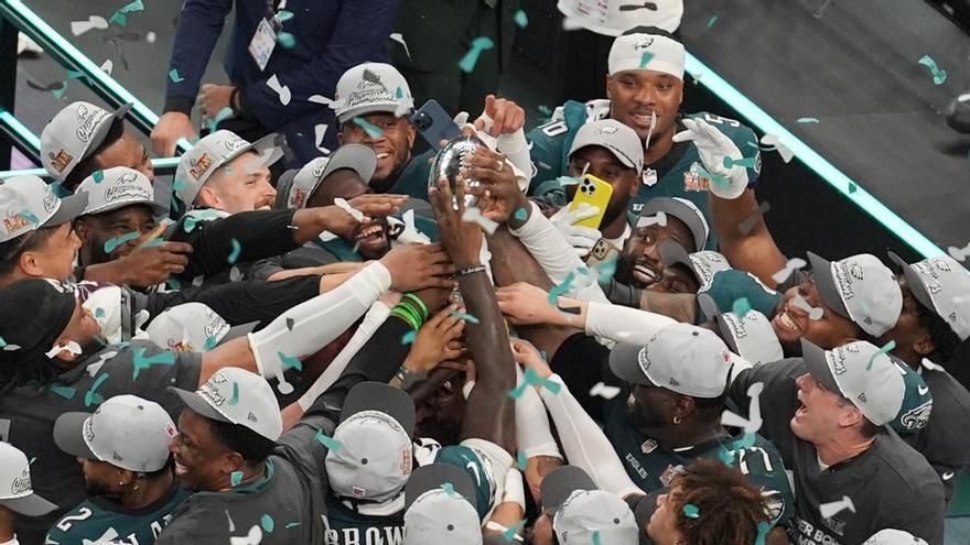 Una visión asturiana de la Super Bowl de este domingo: el partido que paraliza al país de las barras y estrellas
