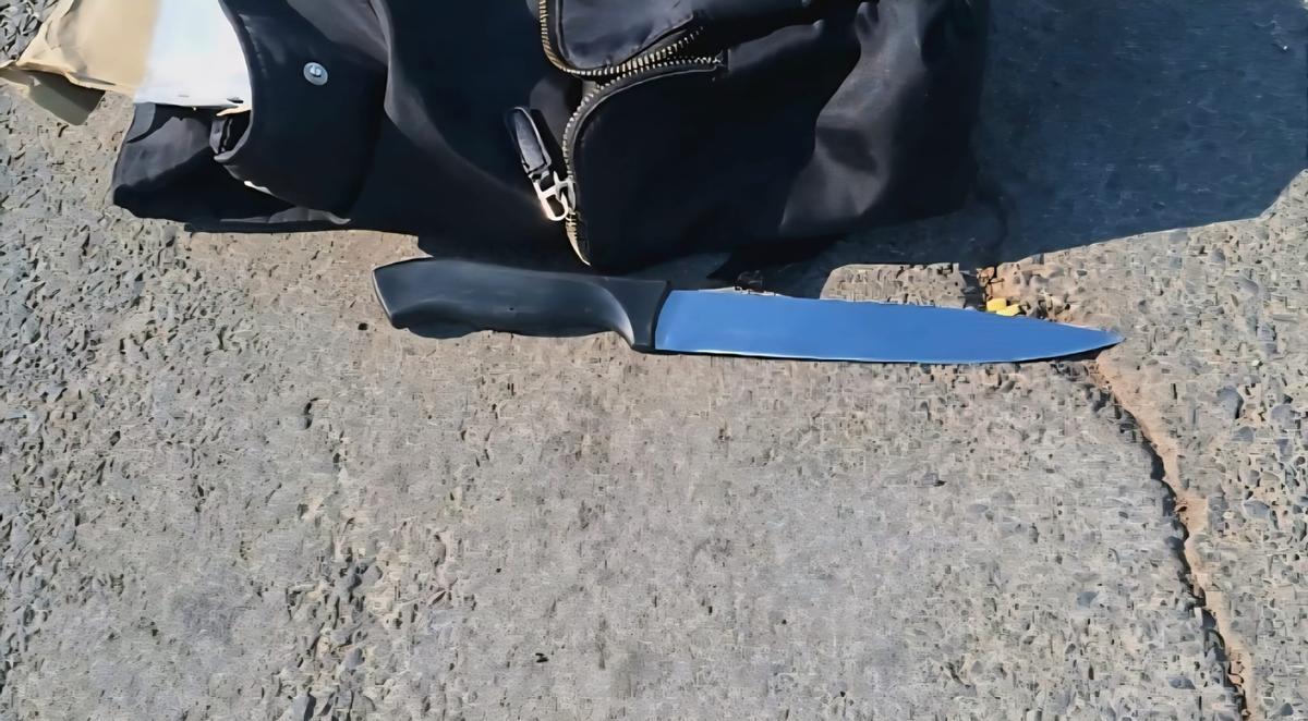 El cuchillo que Abdoulie Bah empleó en el ataque al taxista en el aeropuerto de Gran Canaria