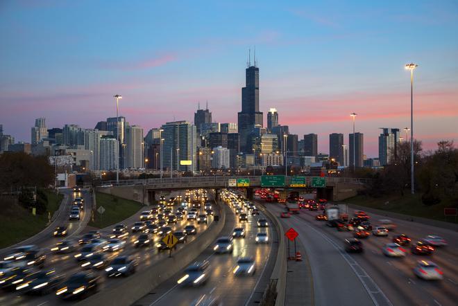 En Chicago los conductores pierden al año 155 horas al volante en atascos