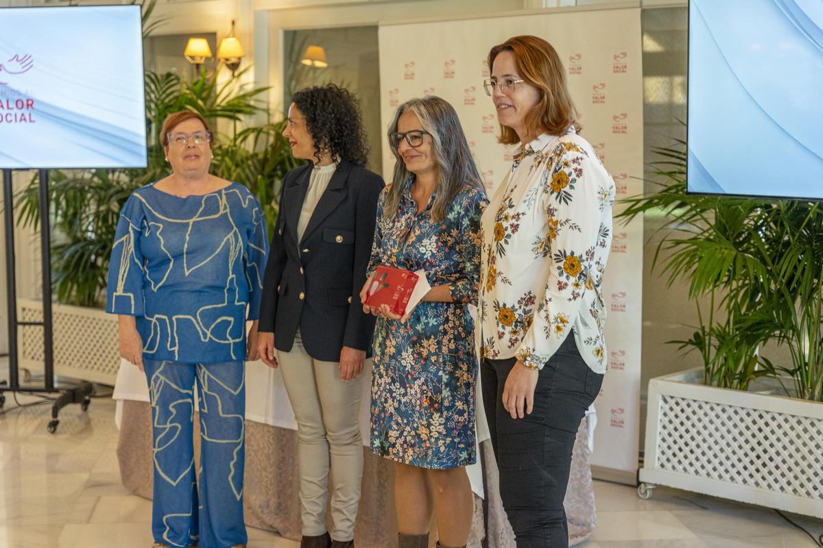 Momento de la entrega de los premios a las cinco entidades ganadoras.