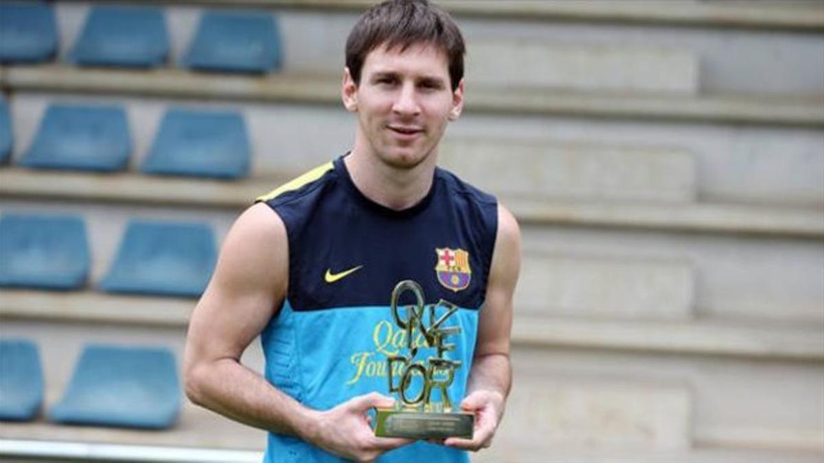 Messi, con el trofeo del Onze d'Or.