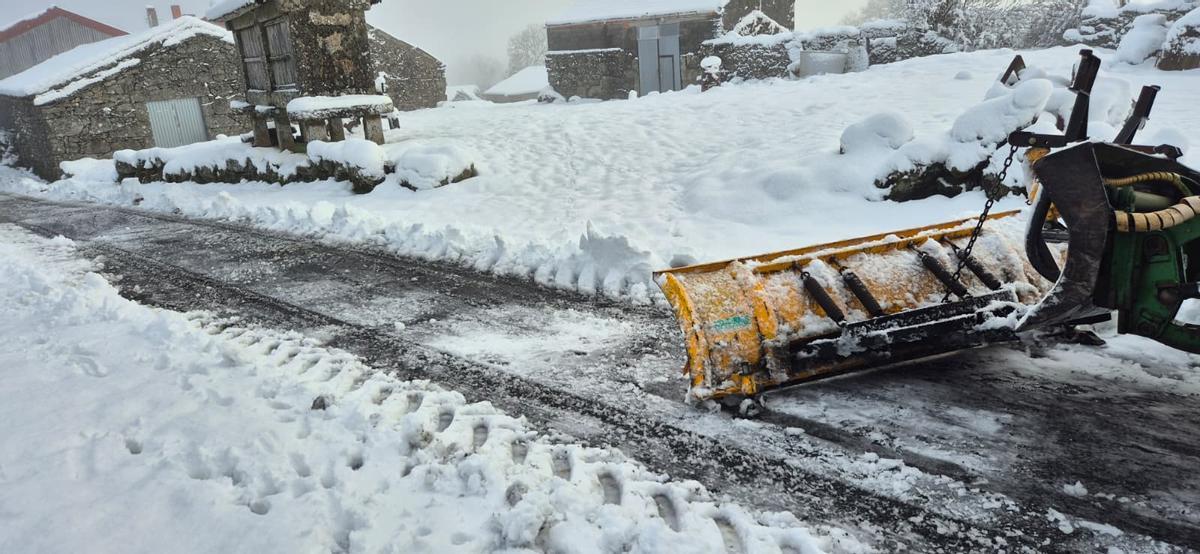 El paisaje nevado de la montaña de Ourense