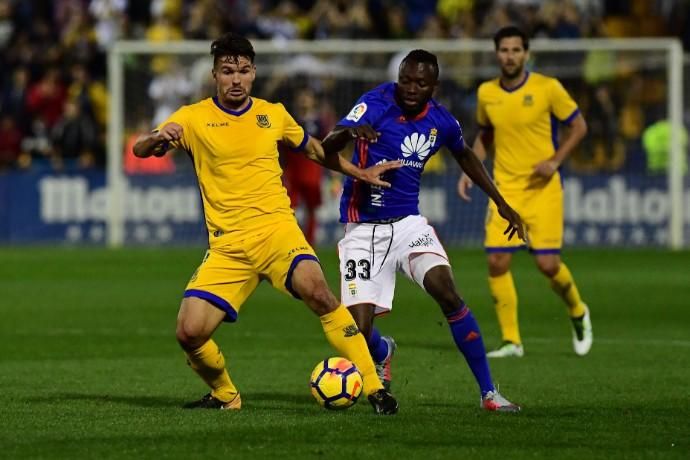 El partido entre el Alcorcón y el Real Oviedo, en imágenes