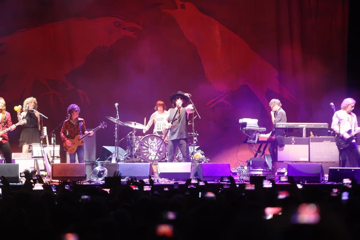 El rock de The Black Crowes conquista Alicante en Área 12