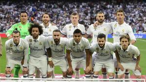 El once inicial del Madrid en el clásico del Bernabéu.