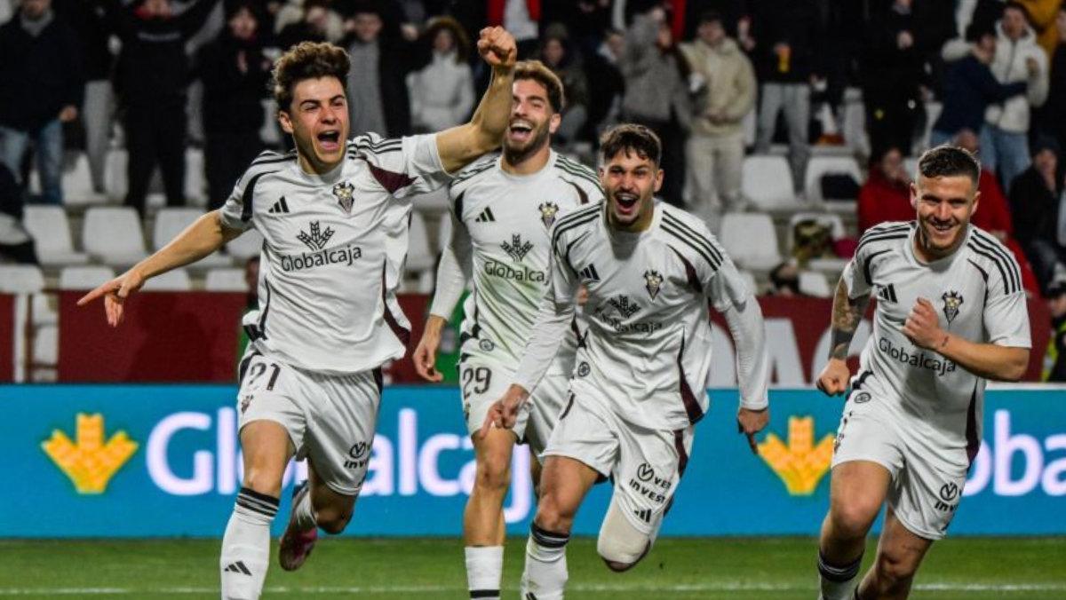 Albacete - Zaragoza.