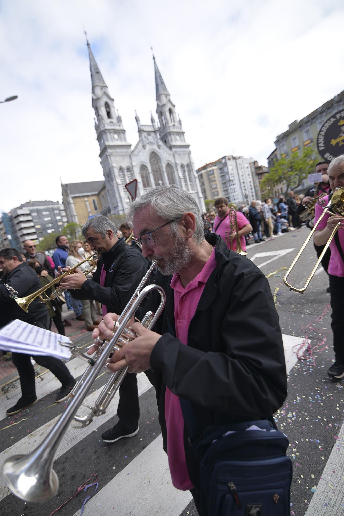 Inicio de las fiestas del Bollo de Avilés