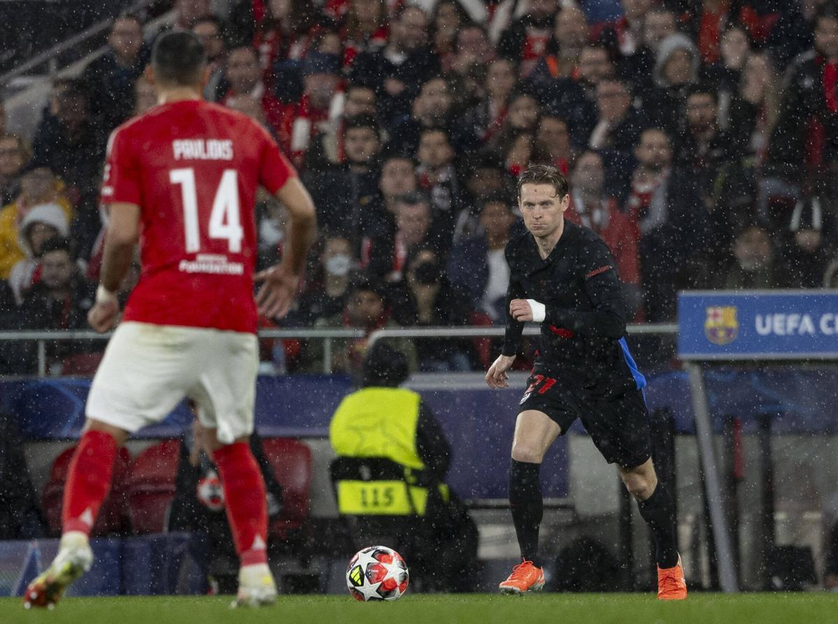 Frenkie de Jong tendrá más protagonismo esta noche de miércoles en Da Luz