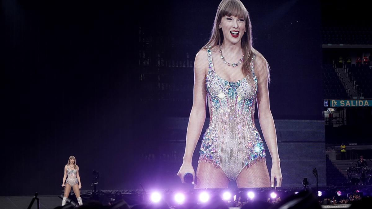 La cantante Taylor Swift durante la primera de sus dos actuaciones en el Estadio Santiago Bernabéu, el pasado 29 de mayo.
