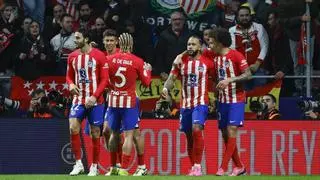 El Atlético pasa con otra polémica del VAR
