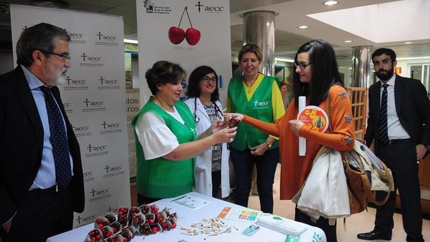 La asociación contra el cáncer: «Sin paños calientes, el tabaco mata»