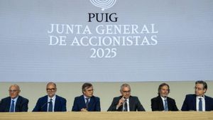 La CNMV analitza la compra d’accions de Puig a «determinats directius»