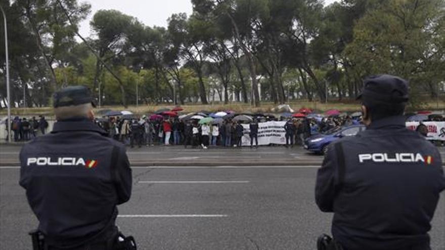 El Ayuntamiento de Madrid pide entrar en el CIE para asistir a los internos