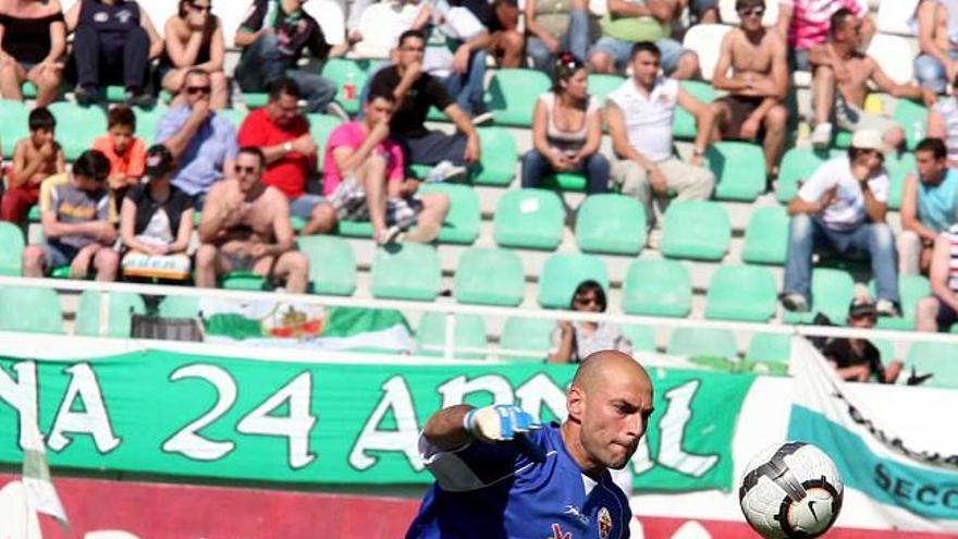 El meta franjiverde Willy Caballero está en el punto de mira de varios equipos.