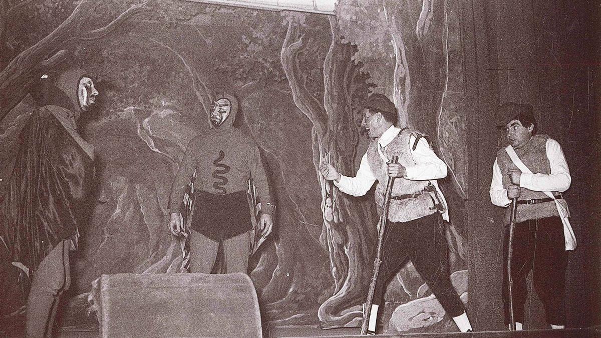 Així es representaven algunes de les escenes dels Pastorets de Calaf en els seus inicis