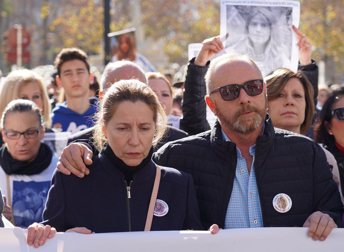 Antonio del Castillo y Eva Casanueva llevan 13 años buscando el cuerpo de su hija.