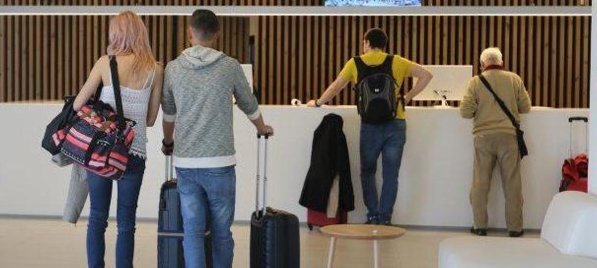 Recepción de un hotel pitiuso.
