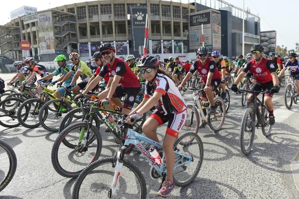 Marcha ciclista contra las multas del Seprona