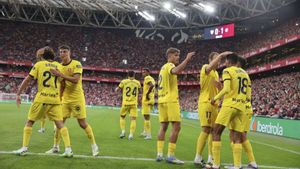 El Girona pren aire i atura la crisi esgarrapant un punt